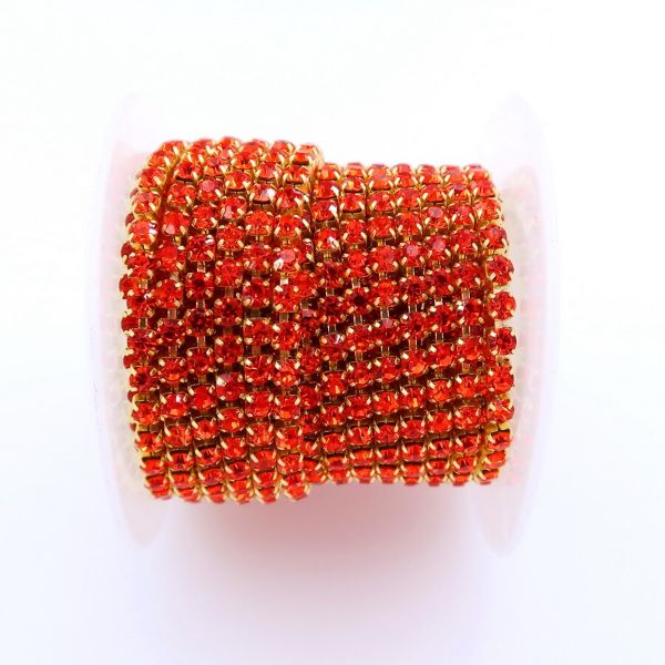 Cadena Strass Roja Base Dorada 3mm Bisucrea